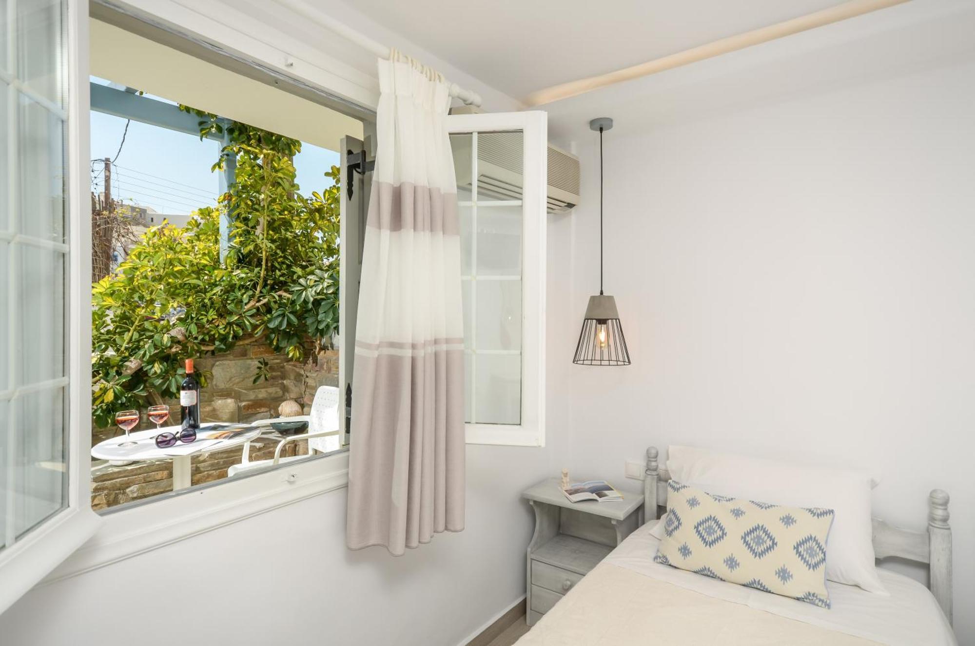 Sofi Pension Naxos City Eksteriør billede