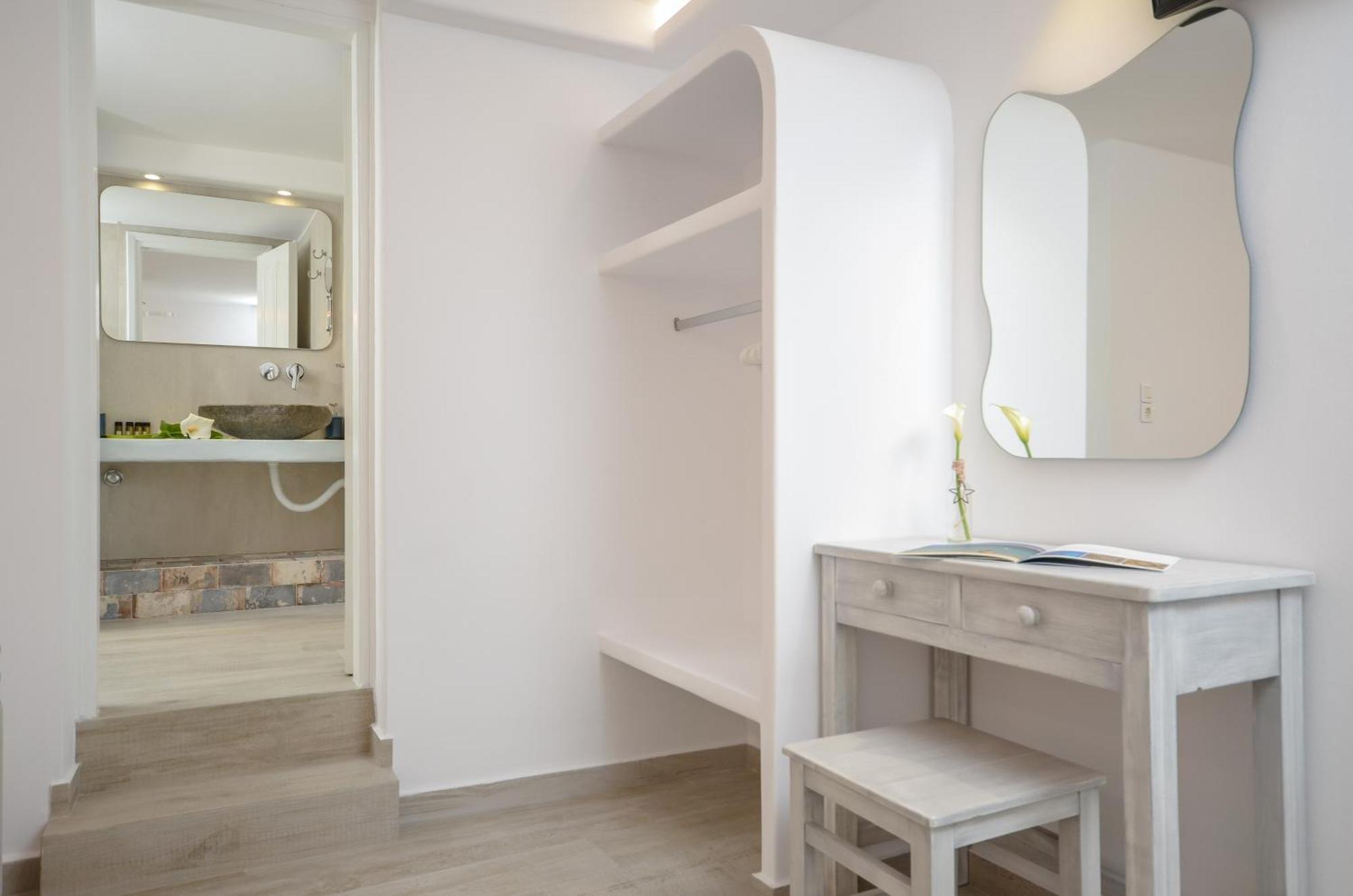 Sofi Pension Naxos City Eksteriør billede