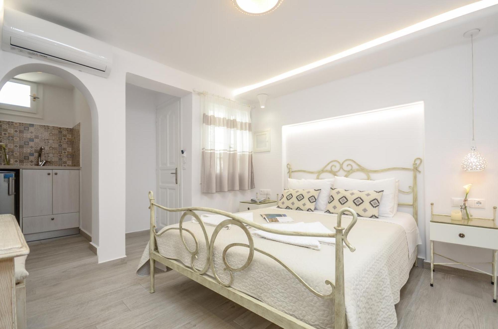 Sofi Pension Naxos City Eksteriør billede